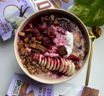 Berries n' Coconut Cream Oats