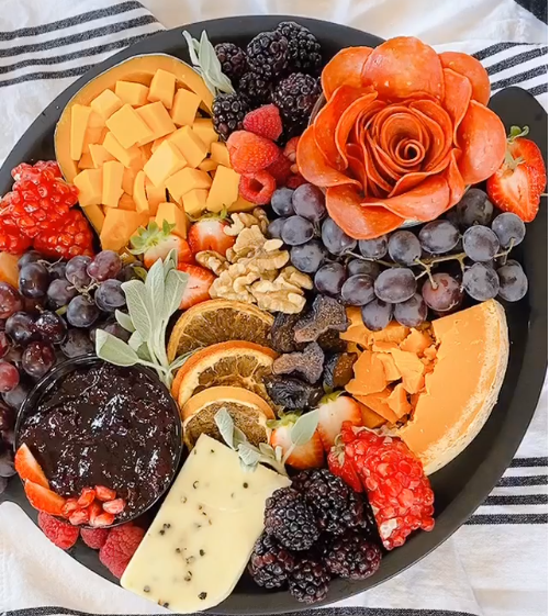 DIY Fall Festive Charcuterie Spread