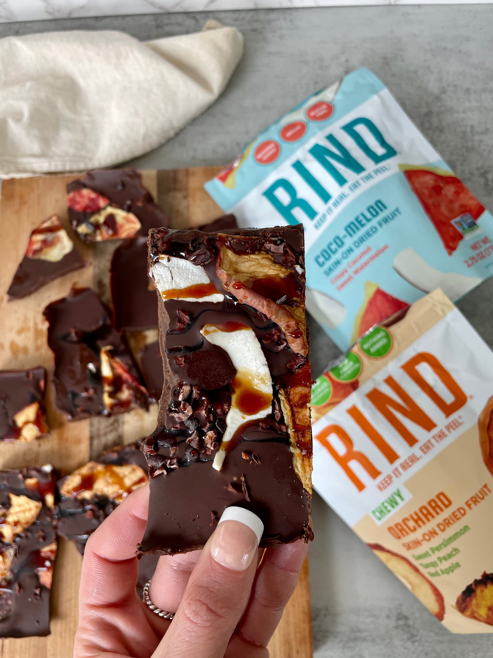 Plant-based No-bake Chocolate Bark