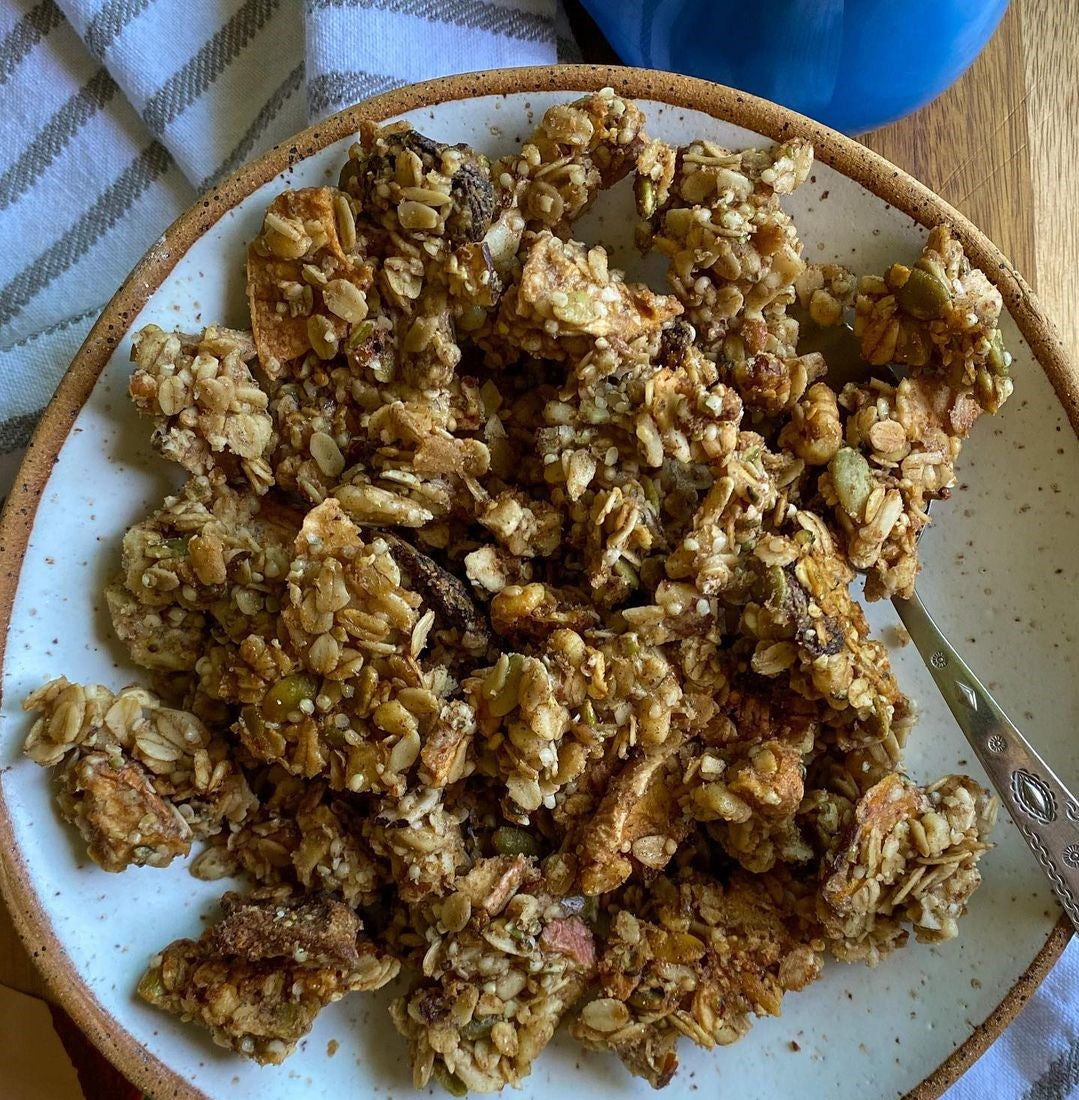 RIND Snacks Fruity Granola