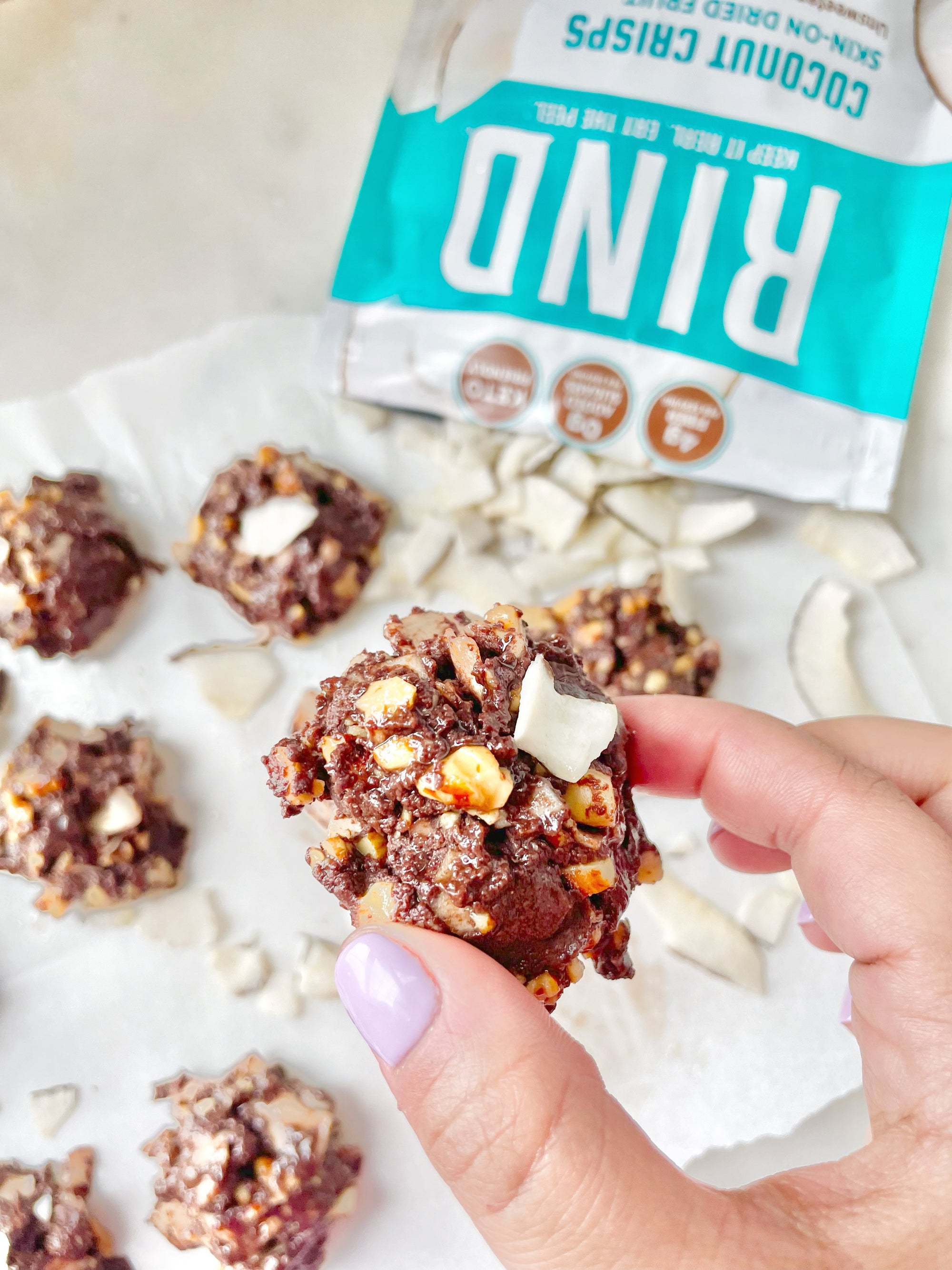 CHOCOLATE COCONUT CLUSTERS