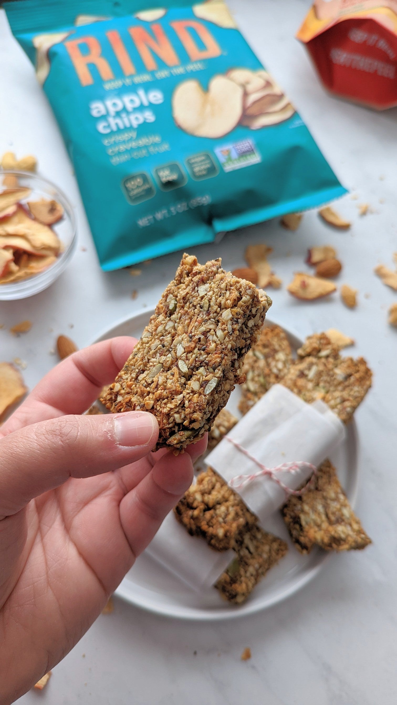 Apple Spice Granola Bars